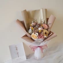 【竒植花物】奶茶情人節花束 畢業花束 生日禮物 乾燥花束