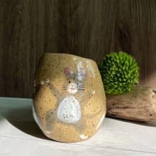 A Lu 萌鼠跳舞陶花瓶/禮物/手作手繪 採美國進口陶土 僅此一件