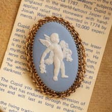 英國Wedgwood品牌古董 邱比特浮雕玉石陶瓷 12K包金兩用胸針項墜