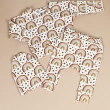 Rainbows baby clothes set of 3: sweatshirt, pants and hat, size 3-6 months