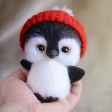 Needle felt penguin , felted interior toy , felting penguin , bird sculpture