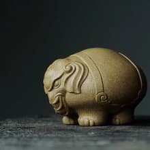 送禮紫砂壺茶壺象 与 祥 字谐音象征着吉祥如意 大象禀性温顺憨实