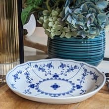 庫倫洛夫古堡清新橢圓深盤-24CM / 新婚成家送禮