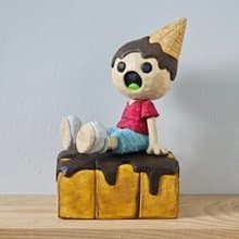 Mantou Toast Chocolate (wooden sculpture)