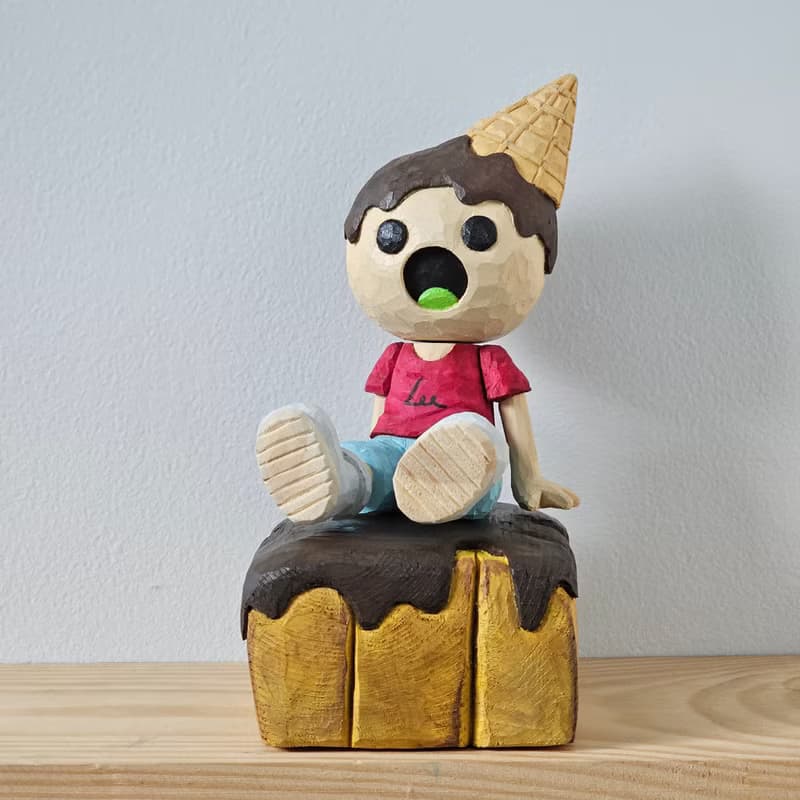 Mantou Toast Chocolate (wooden sculpture)