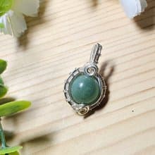 【葉綠舒手作】綠蕾初綻 /金屬線編織/節日/禮物/飾品/項鍊/手作