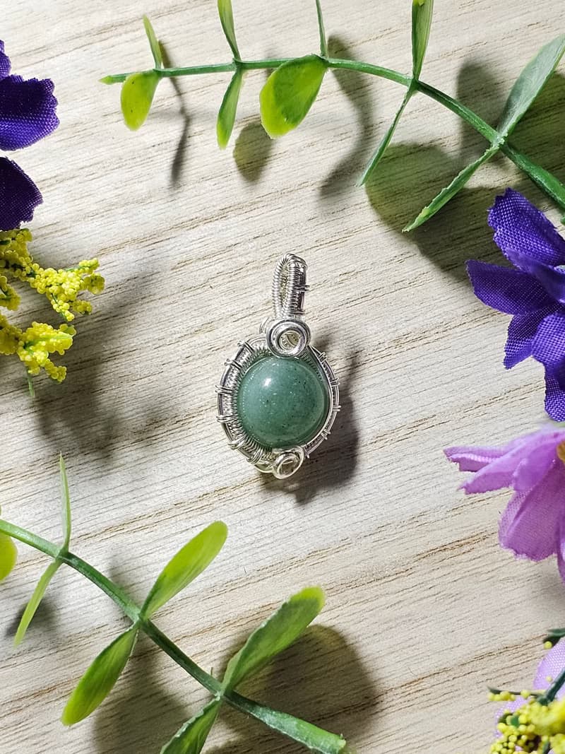 【葉綠舒手作】綠蕾初綻 /金屬線編織/節日/禮物/飾品/項鍊/手作