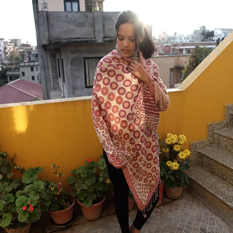 手工刺繡・水煮羊毛披肩圍巾・居家掛毯