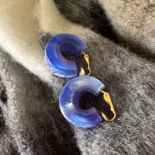 古董藍色光暈塑料圈圈LUCITE夾式耳環 C865