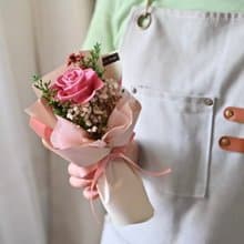 單朵永生玫瑰花束