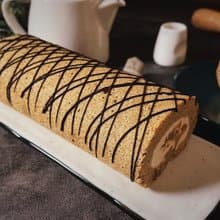 【冷凍配送–下午茶推薦】伯爵蘋果生乳捲-黑巧克力裝飾【2組】