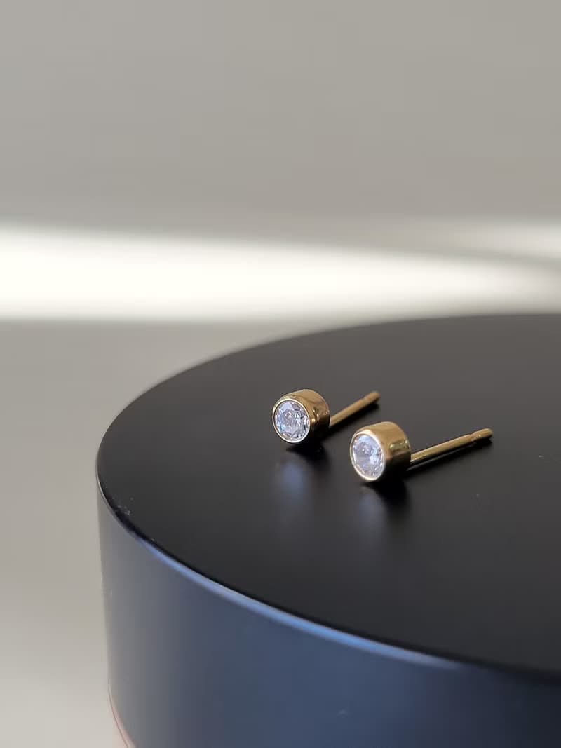 【母親節禮物】鋯石耳環 簡單基本款包鑲4MM14K包金抗過敏