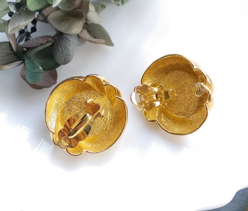 【西洋古董飾品 】金色調  旋轉 仿珠 都會氣質 大耳環 夾式耳環