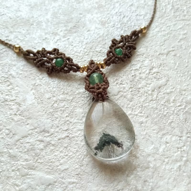 綠幽靈水晶。南美巴西蠟線編織項鍊
