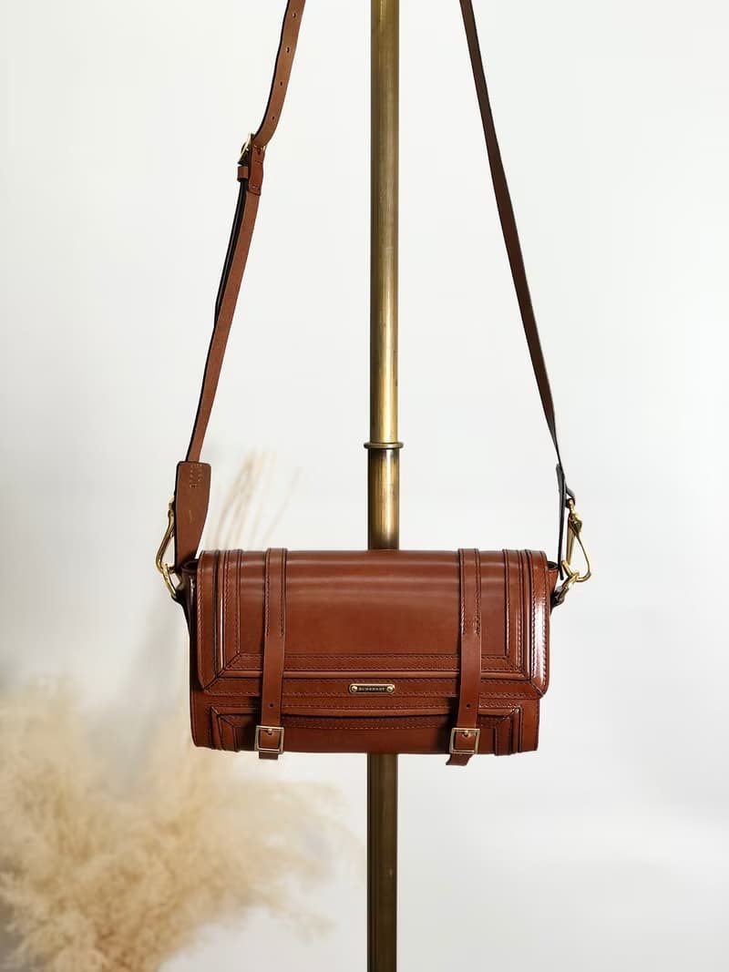 【 日本直送　名牌中古包 】BURBERRY バーバリー ショルダーバッグ ブラウン ロゴ レザー vintage ヴィンテージ オールド 8ny68f