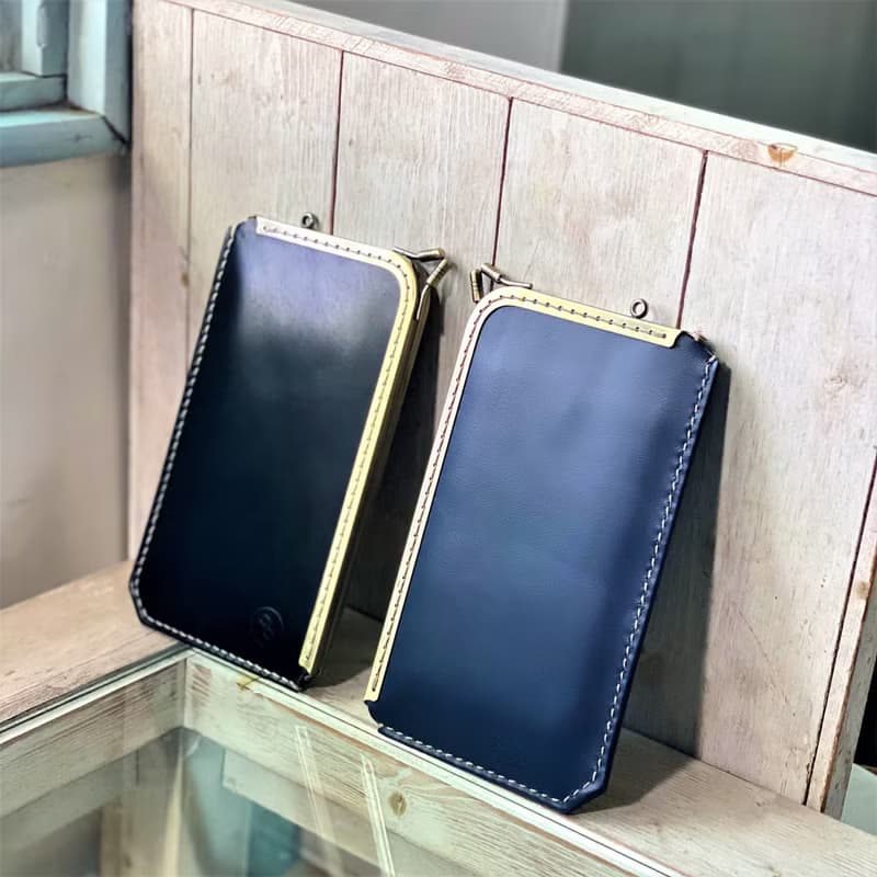 淑女口金手機袋(手機套 手拿包) 優雅藍 (iphone) 情人節