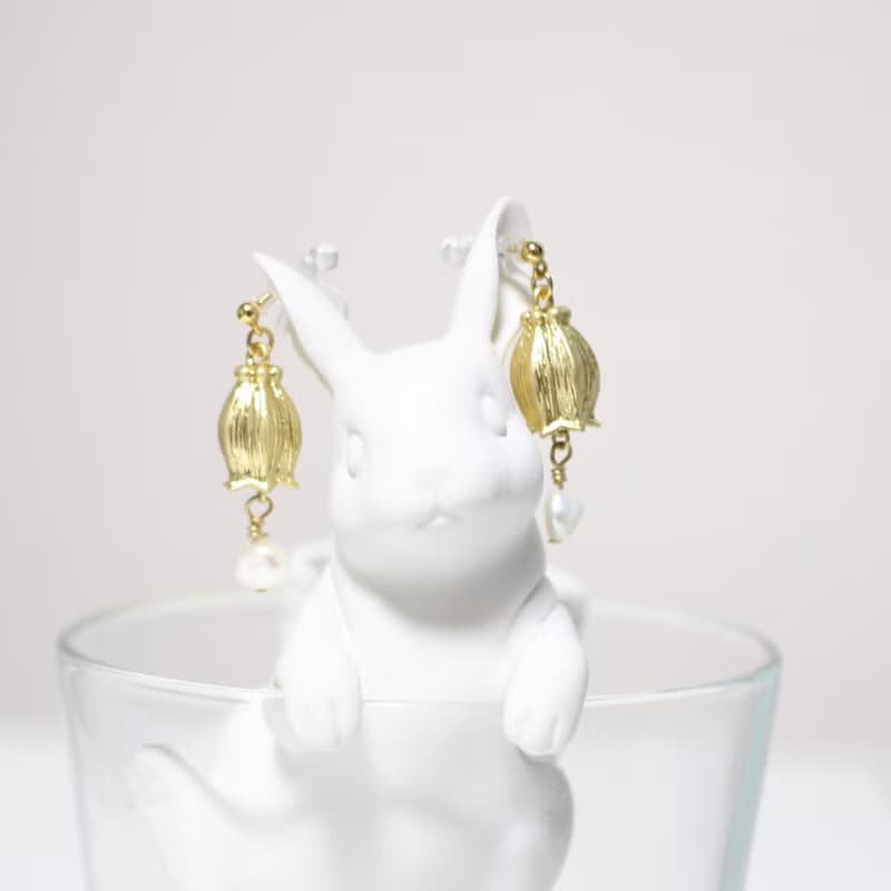鈴蘭のイヤリング/ピアス