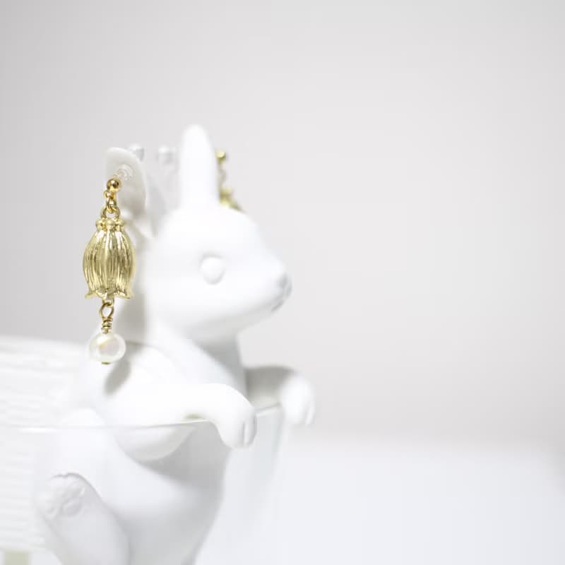 鈴蘭のイヤリング/ピアス