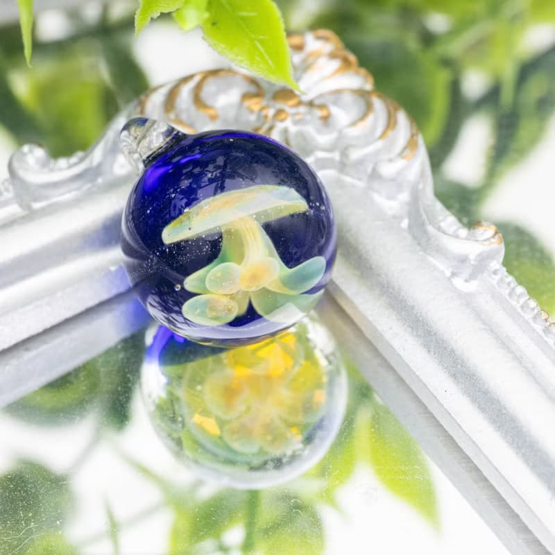 水母球頸飾