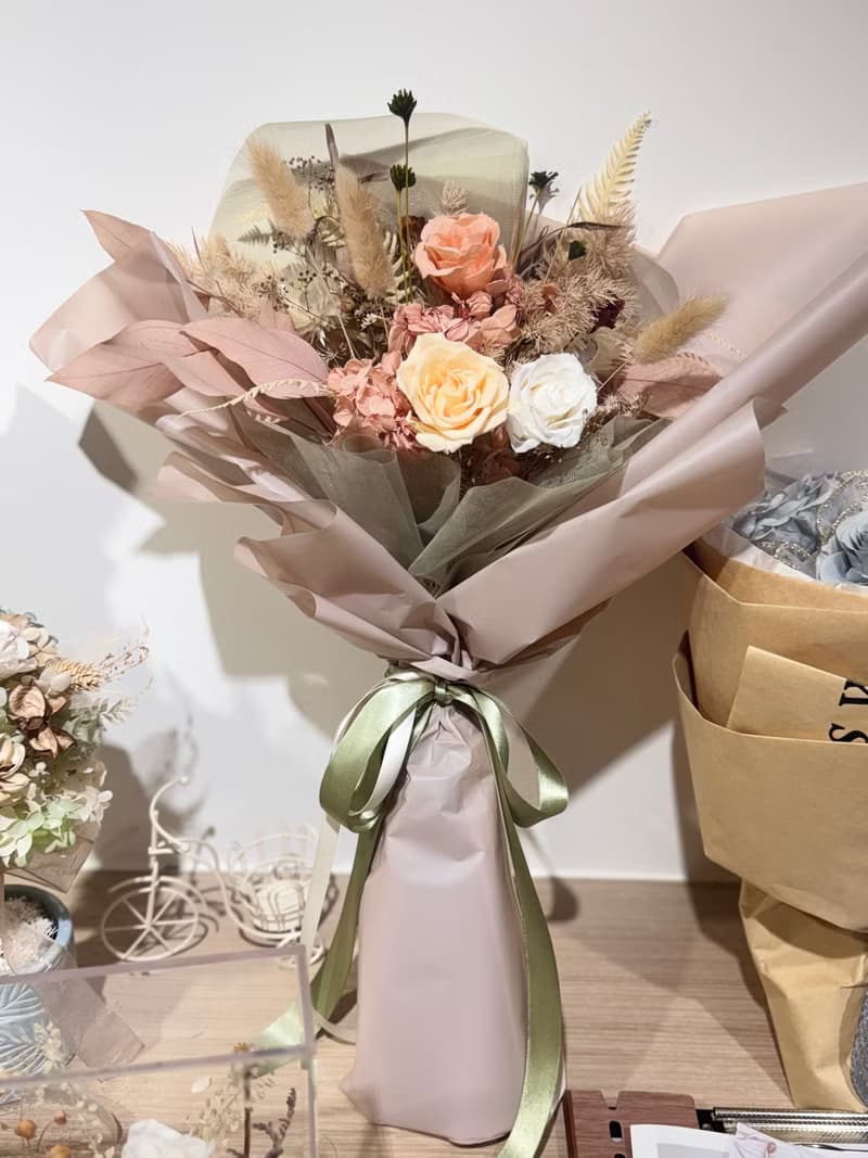 浪漫永生乾燥花束35-40cm