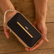 Marley Rise Up Solar 太陽能攜帶型防水藍牙喇叭 經典黑