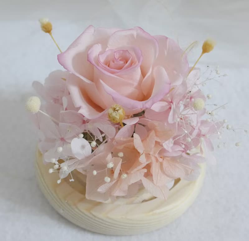 康乃馨玫瑰玻璃盅罩 結婚捧花永生花畢業花束情人節玫瑰生日禮七