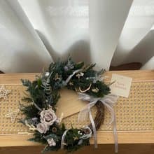 聖誕節永生雪松花圈