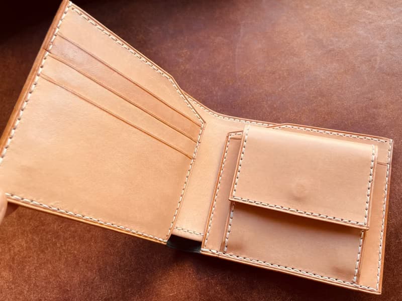 【VW04 零錢包短夾 皮夾 Bi-fold Wallet】義大利植物鞣牛皮 多色