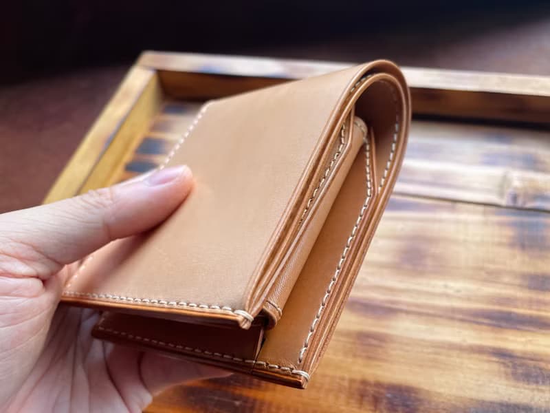 【VW04 零錢包短夾 皮夾 Bi-fold Wallet】義大利植物鞣牛皮 多色