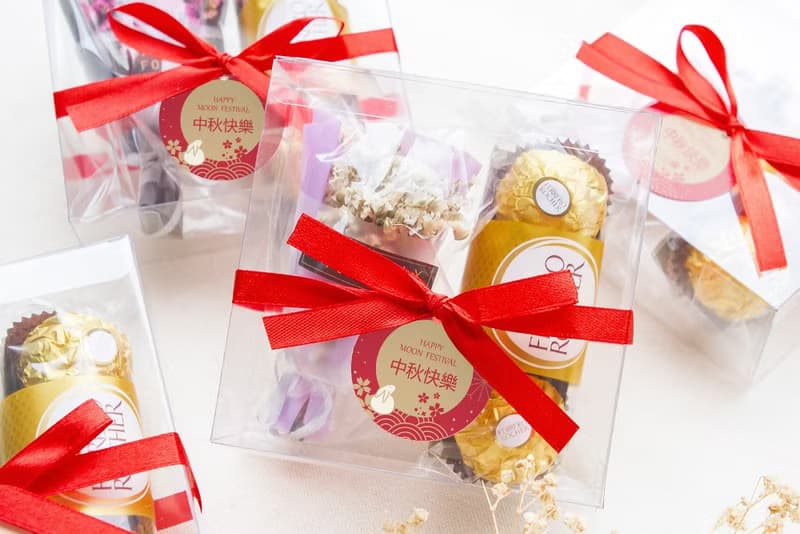 中秋節禮物贈品 金莎巧克力3顆入+迷你乾燥花束(透明方盒)-4色可
