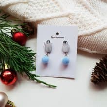 【動物們 No.004】滾雪球的小企鵝 毛球耳環/耳夾