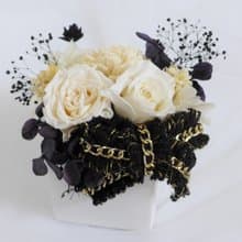 黑白小香風雅致盆花 情人節玫瑰花束 告白求婚結婚捧花永生乾燥花