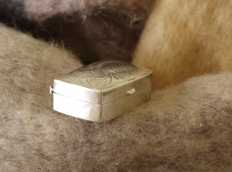 古董英國購入純銀925雕花長方形小盒 藥盒  W884