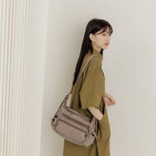 supportingrole 真皮擁抱優雅多口袋分層功能性 灰褐色