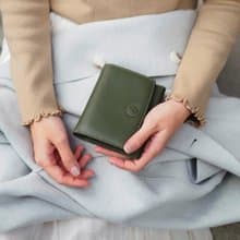 Stella (Moss Green) : Short wallet, folded wallet, soft cow leather
