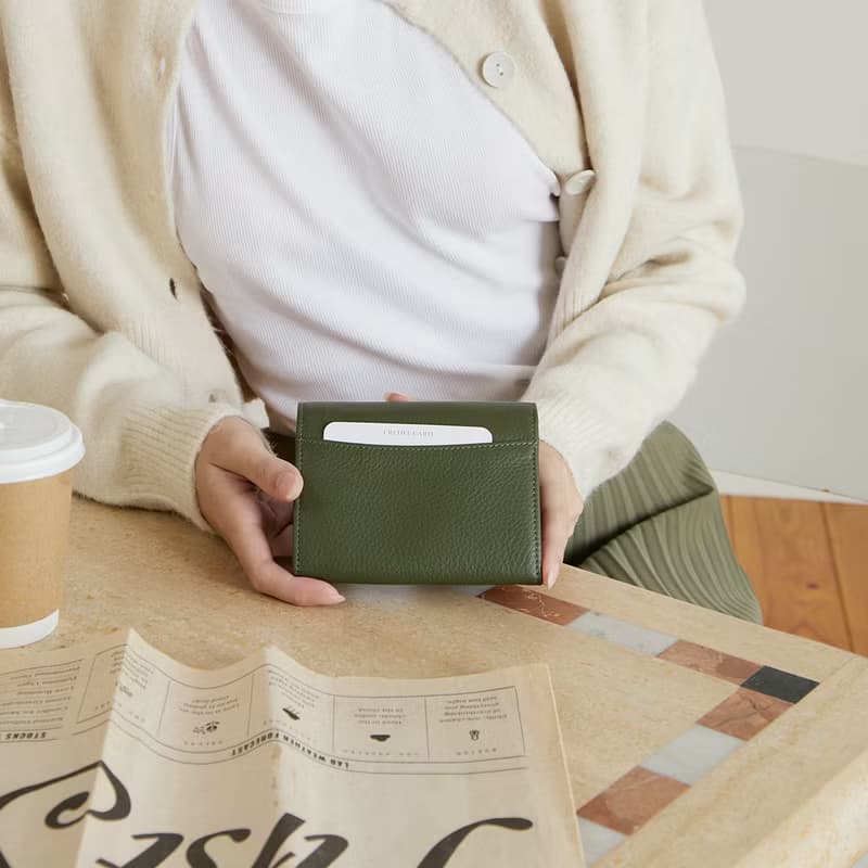 Stella (Moss Green) : Short wallet, folded wallet, soft cow leather