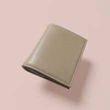 上質イタリア製革　小銭が取り出しやすい二つ折り財布 - Short Wallet - SAND BEIGE - CAREN QUYOYLE -
