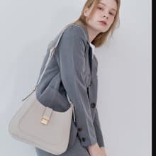 韓國LALA BAG | 深象牙白色 |腋下 側背包 斜孭袋