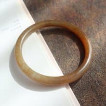 天然糖料和田玉手鐲 新疆糖料脂份厚肉質細膩料子油潤糖玉手鐲