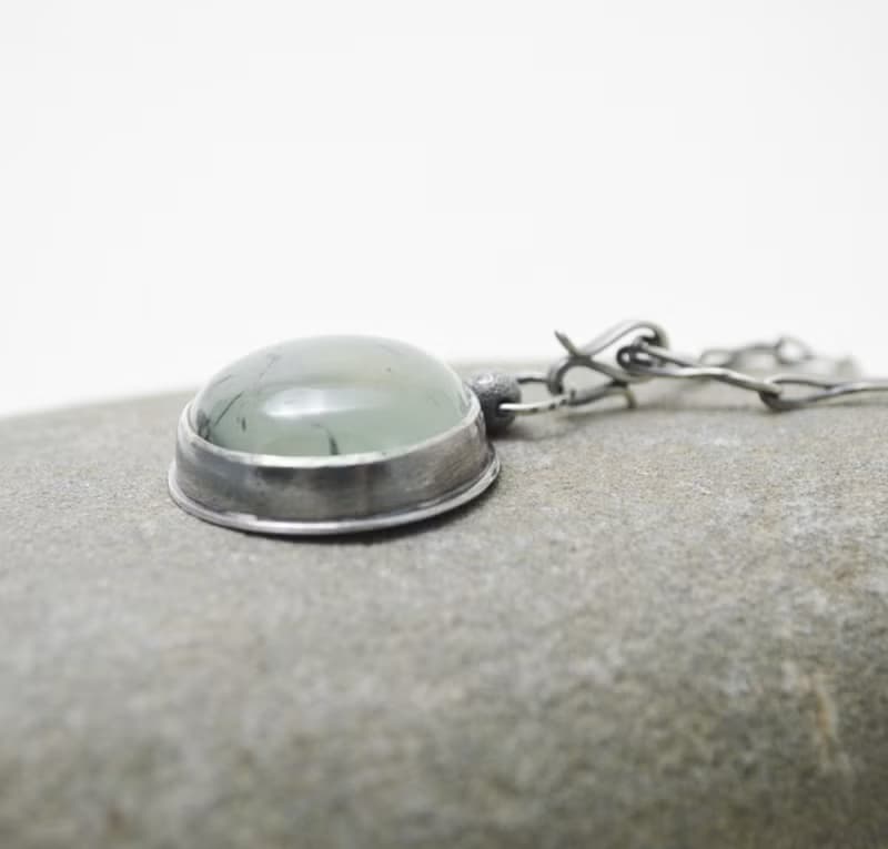 幸運草-葡萄石‧背面鏤空幸運草‧硫化純銀手工鍊項鍊