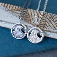 浮世繪【迷你海浪】神奈川沖浪裏 手工鑲鋯石 925純銀 項鍊 送禮