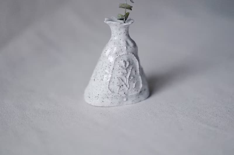 花卉 / 手捏小花瓶 / N