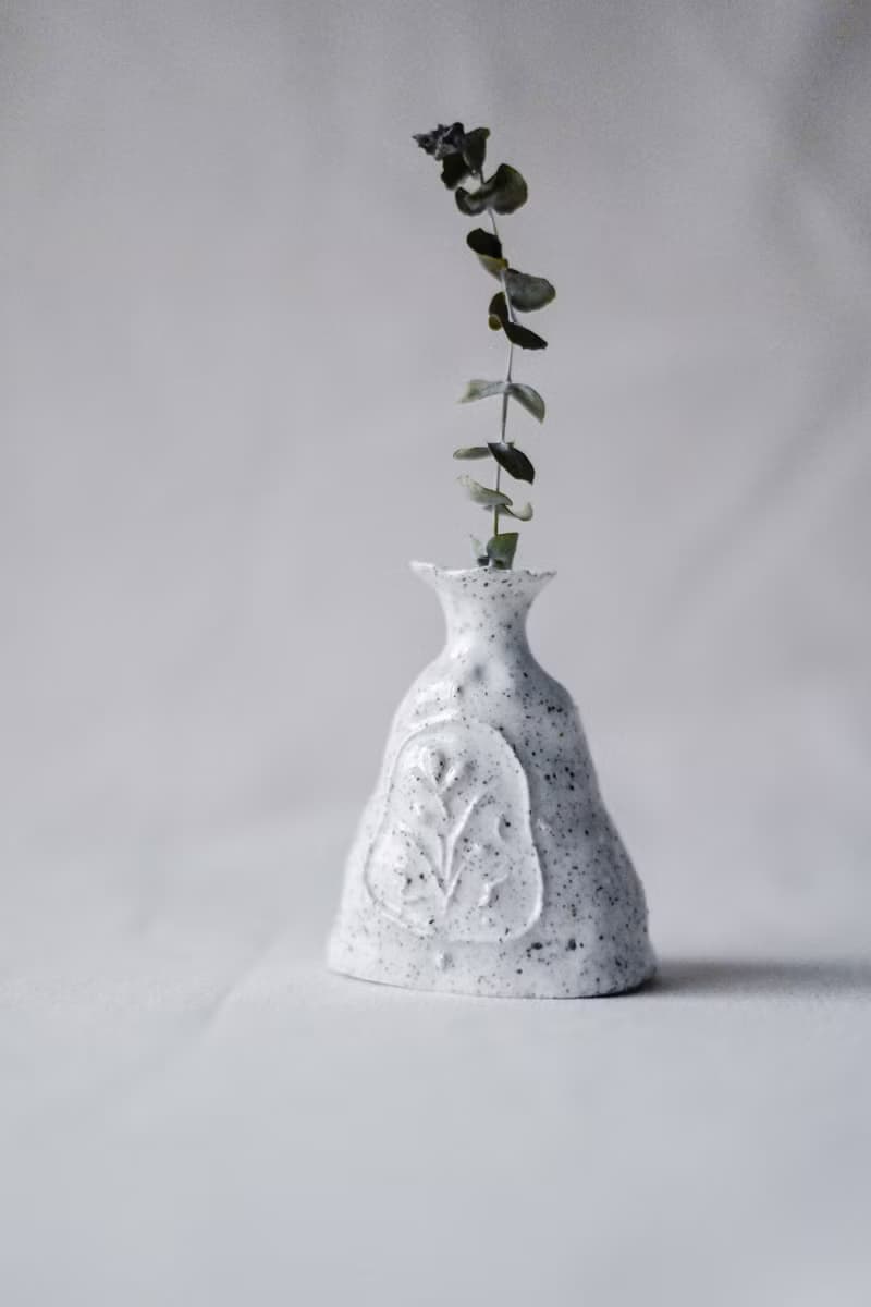 花卉 / 手捏小花瓶 / N