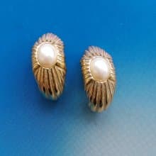 Vintage Jewelry 西洋古董飾品 優雅氣質 月形彎彎 仿珠 夾式耳環