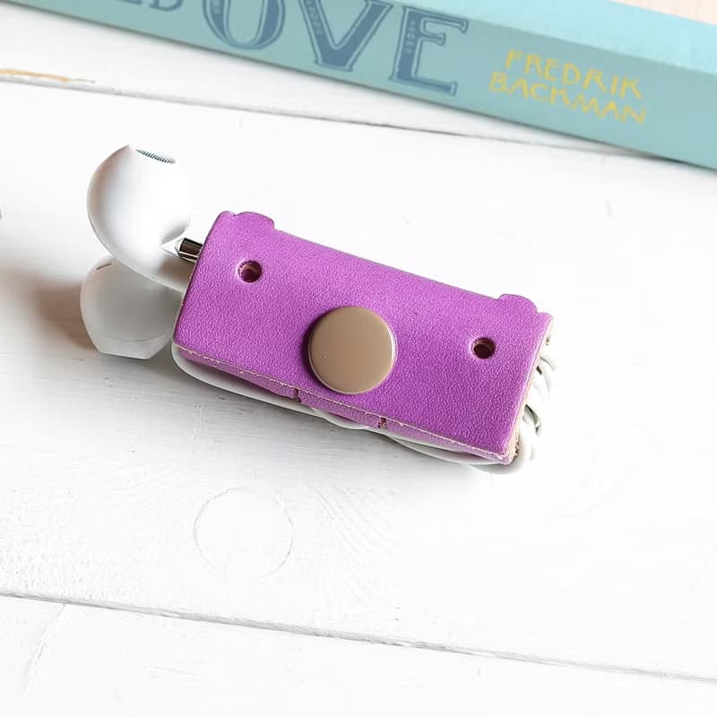 墨鏡黑色 常見的Loopy 真皮革手工耳機集線器
