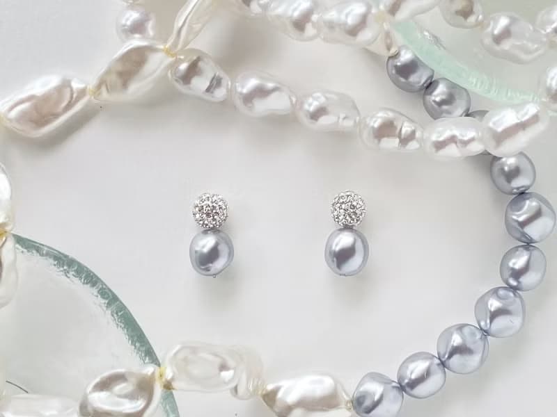 パールピアス/イヤリング/シルバー/入学式/結婚式/シンプル snow man ( gray pearl )