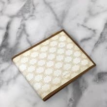 【 日本直送　名牌中古包 】CELINE セリーヌ マカダム 財布 ホワイト レザー 二つ折り財布 vintage ヴィンテージ オールド 2psvih
