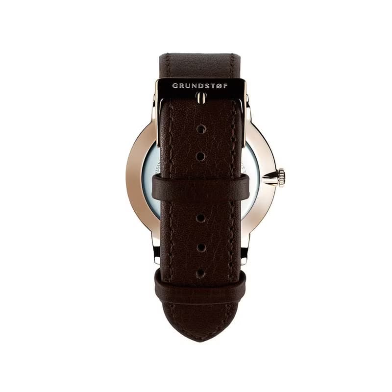 GRUNDSTOF 沉穩經典原木手錶 - 核桃木節 40mm 黃銅金 咖啡皮帶