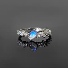 2件85折 | 印度月亮石純銀戒指 (強藍光 全淨玻璃體)