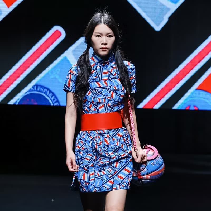 【香港精神】JERViS IP聯乘 經典紅白藍帆布籃球手袋 | 國潮港風